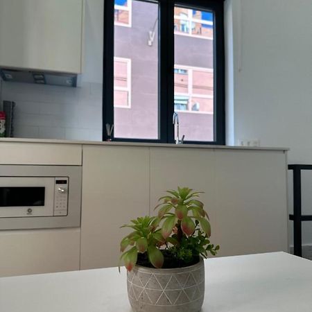 Apartamentos Bravo Murillo Madrid Exteriör bild